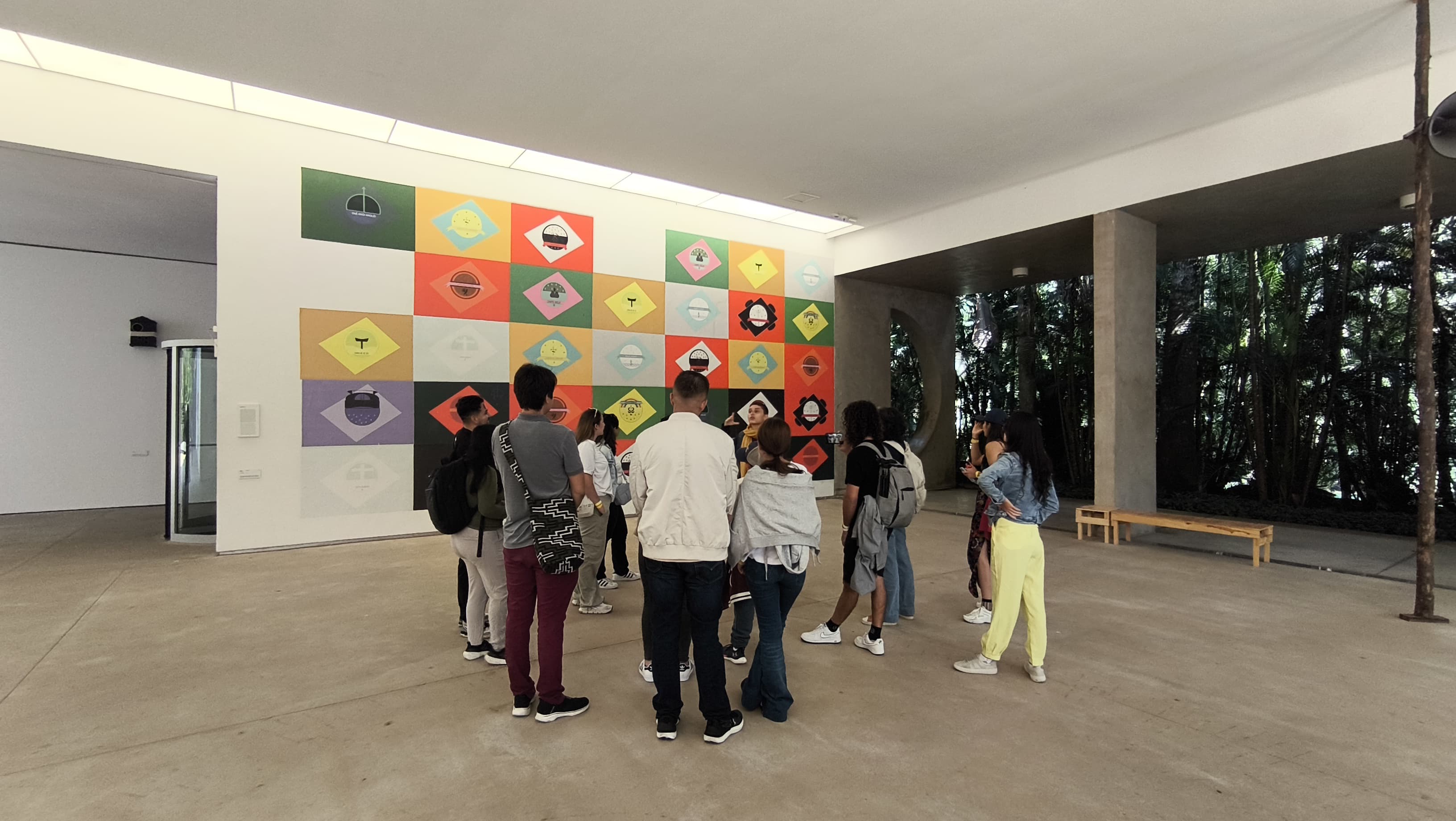 Colombianos en Belo Horizonte (Estado de Minas Gerais) y alrededores visitaron el Museo y Jardín botánico de Inhotim